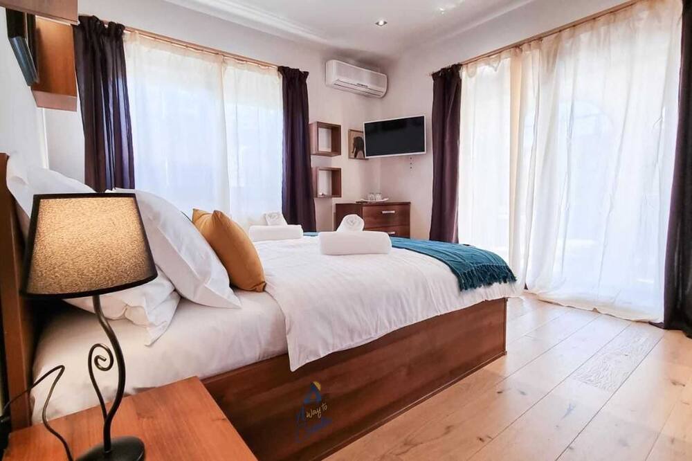 Photo of Bedroom in Ika