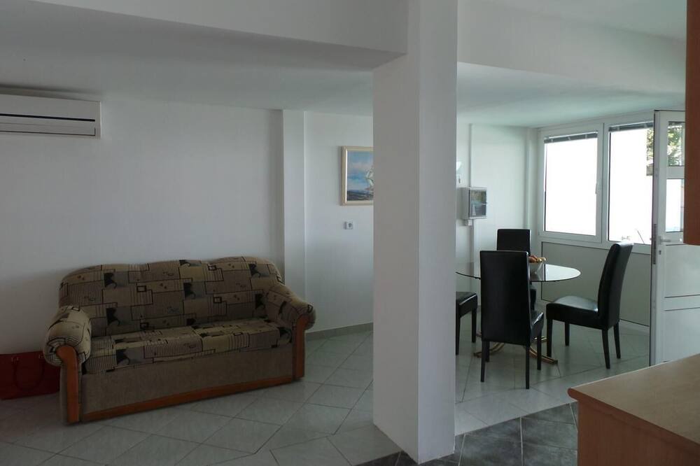 Photo of Livingroom in Ika