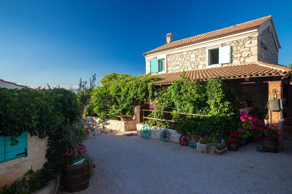 Photo of Outdoor in Rasopasno