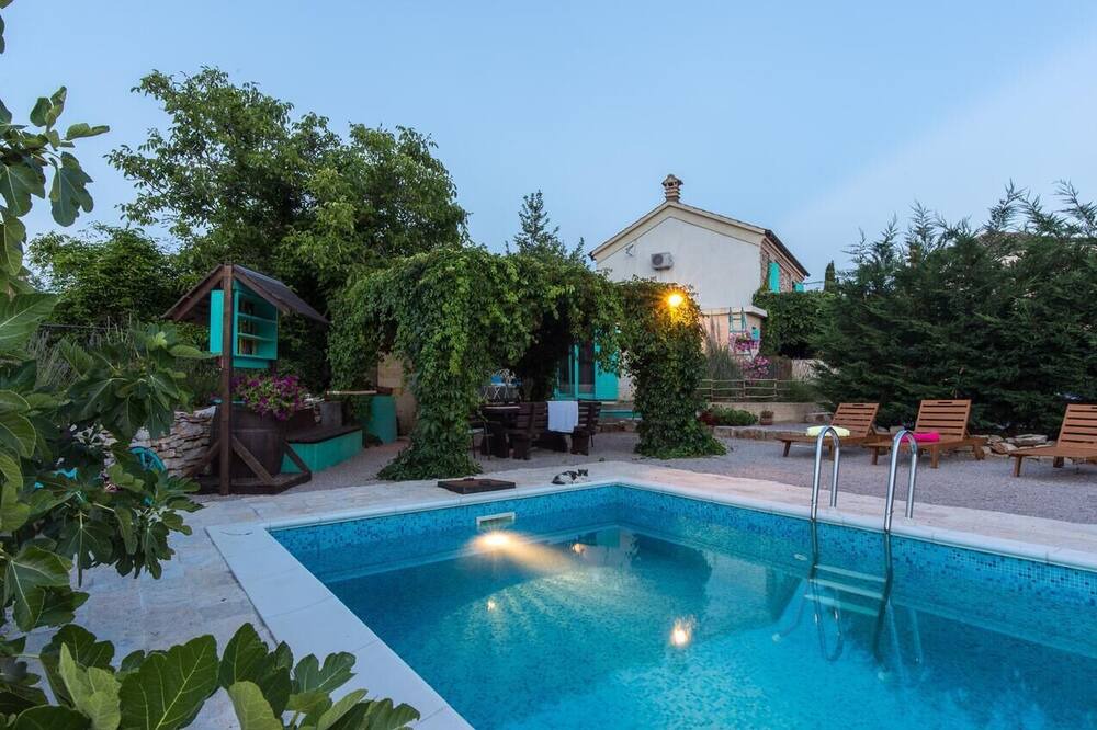 Photo of Outdoor in Rasopasno