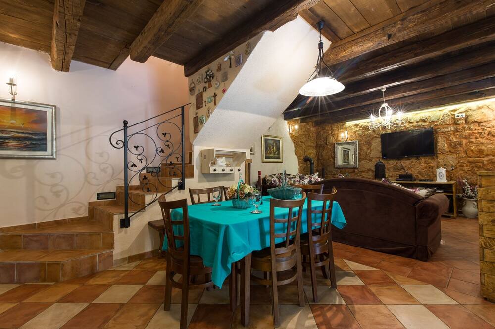 Photo of Livingroom in Rasopasno