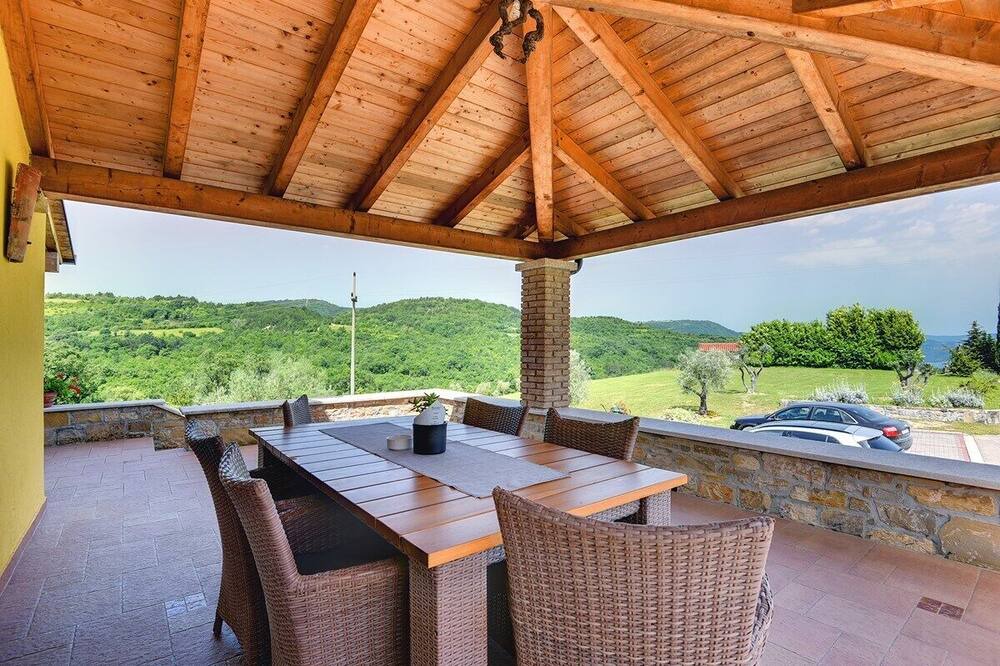 Photo of Patio Balcony in Pazin