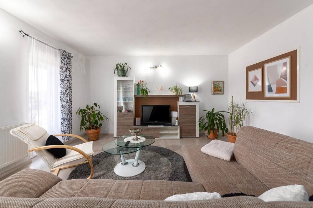 Photo of Livingroom in Oprtalj
