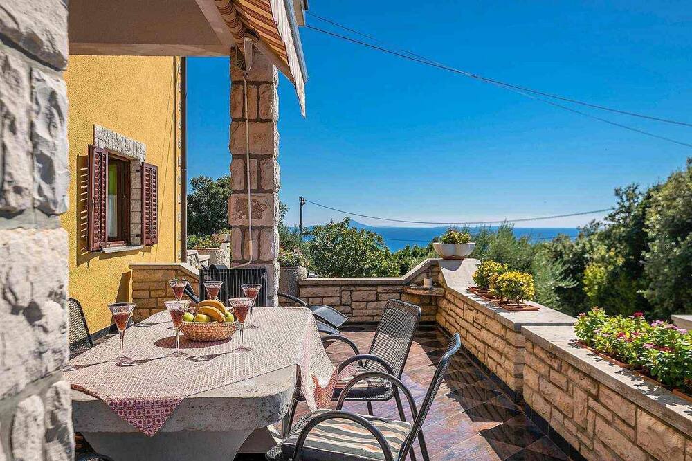 Photo of Patio Balcony in Koromacno