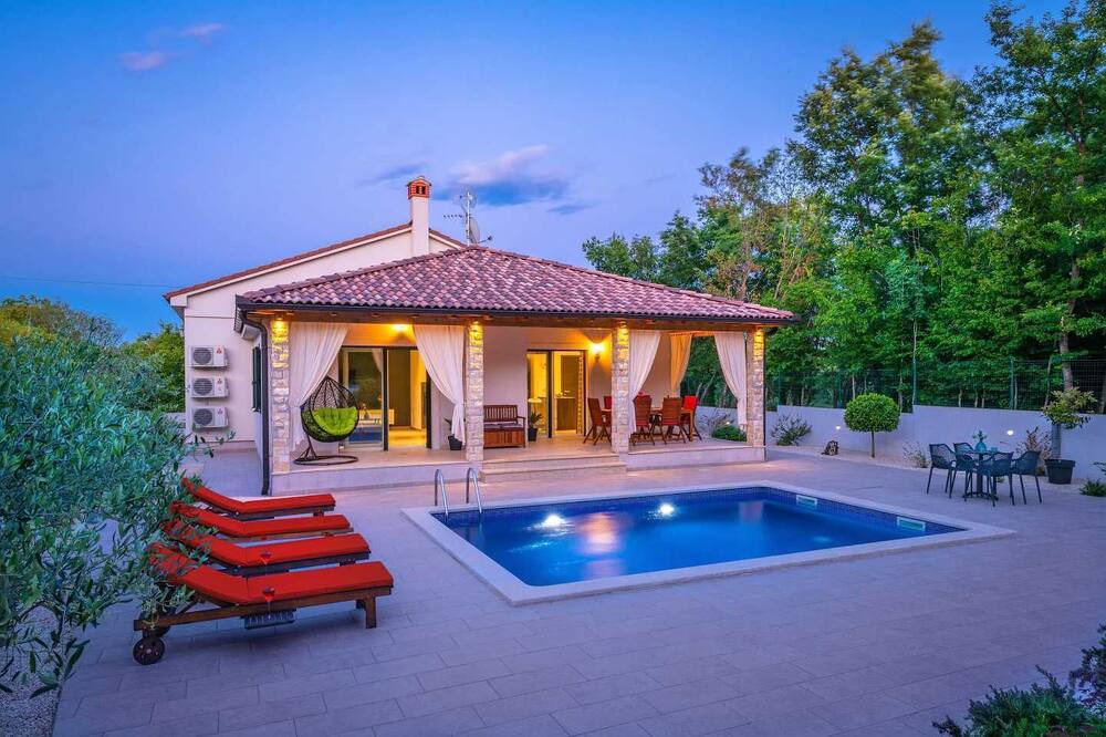 Photo of Outdoor in Belavici