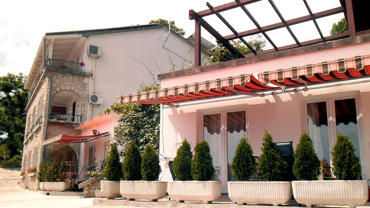 Photo of Outdoor in Opric