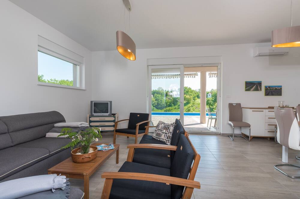 Photo of Livingroom in Becici