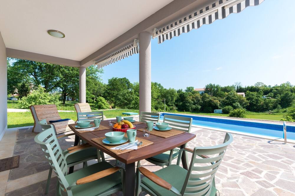 Photo of Patio Balcony in Becici