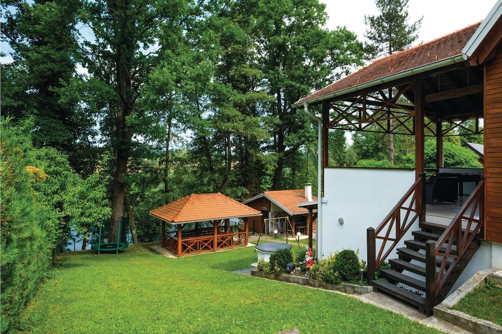 Photo of Others in Glina