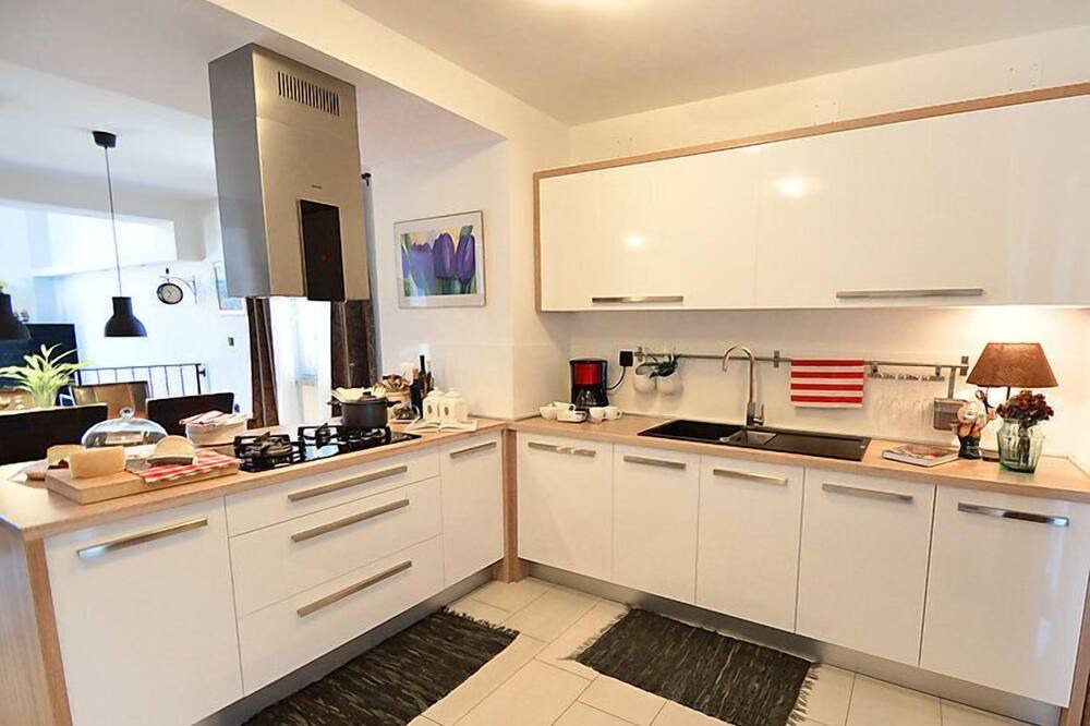 Photo of Kitchen in Pobri