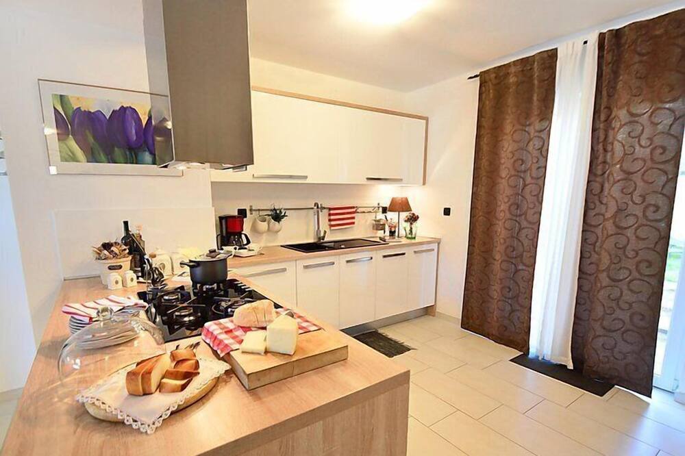 Photo of Kitchen in Pobri