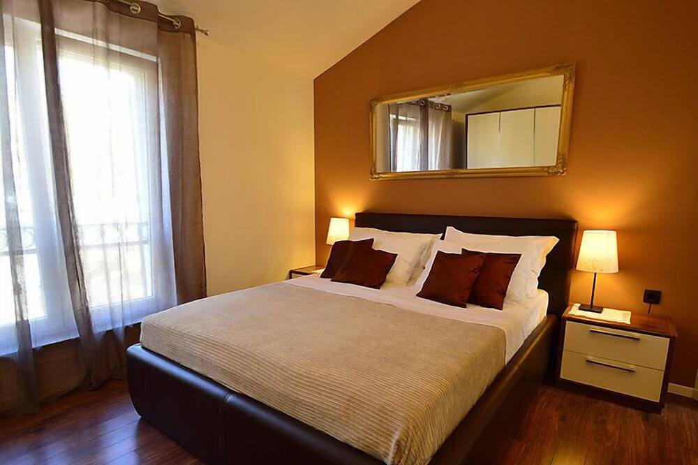 Photo of Bedroom in Pobri