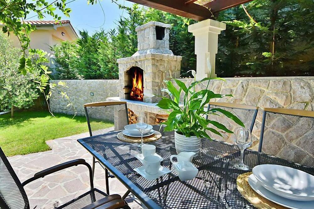 Photo of Patio Balcony in Pobri