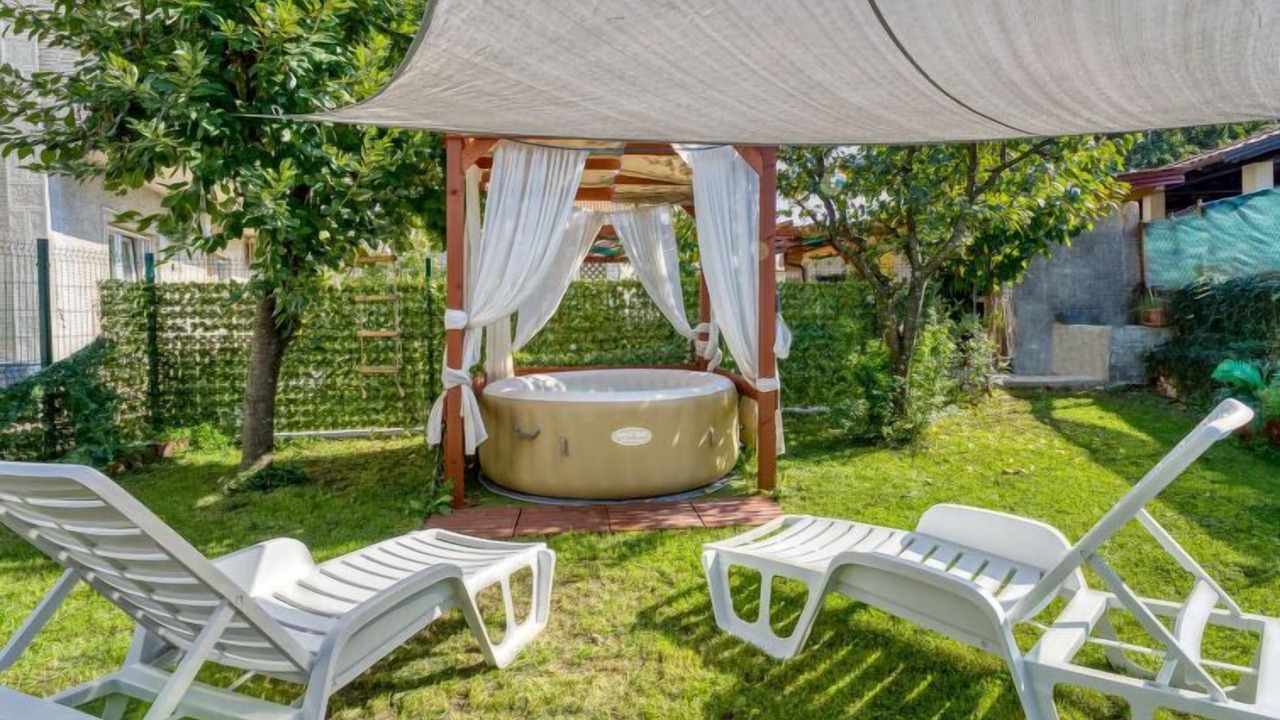 Photo of Outdoor in Trinajstici