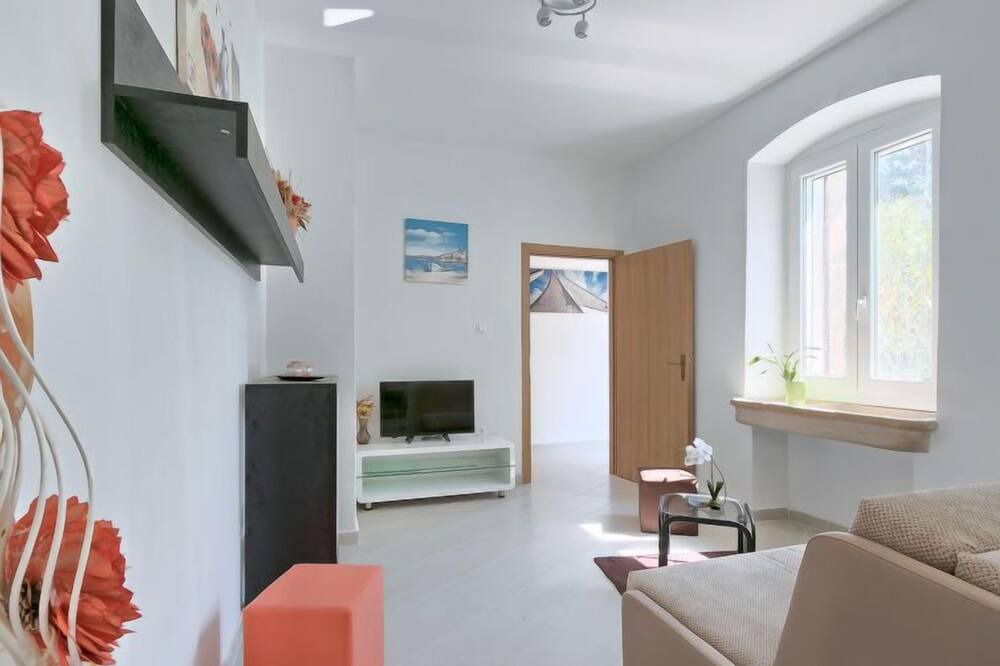 Photo of Livingroom in Trget