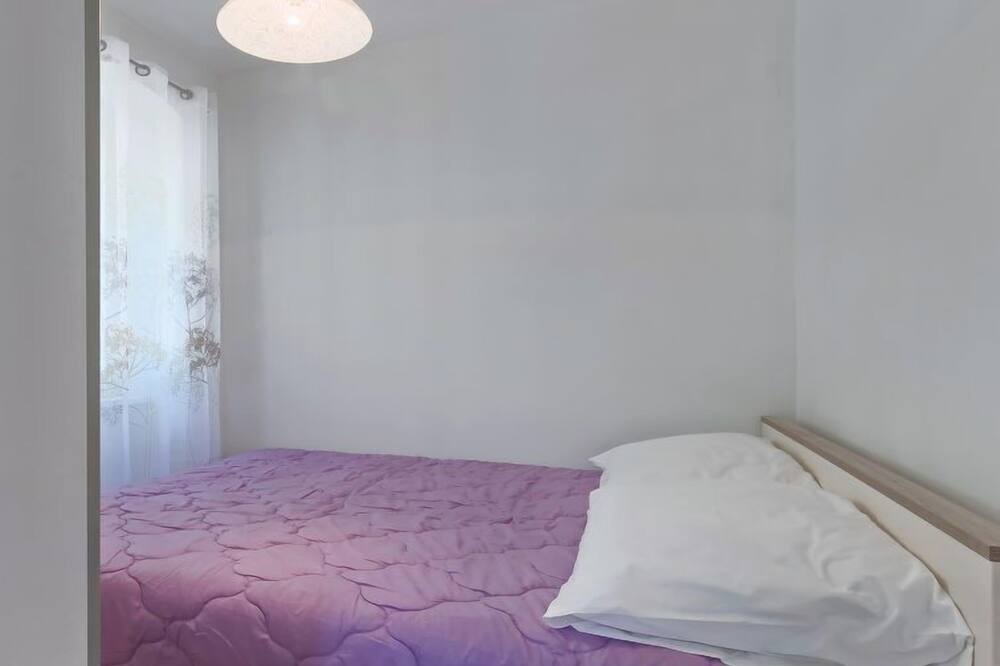 Photo of Bedroom in Trget