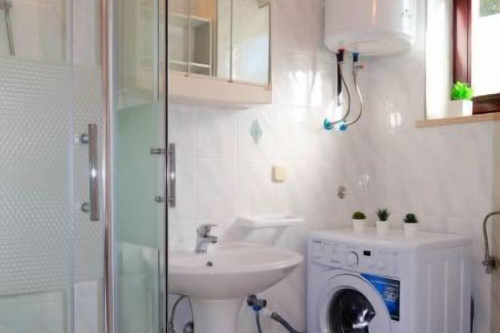 Photo of Bathroom in Sveti Vid Dobrinjski