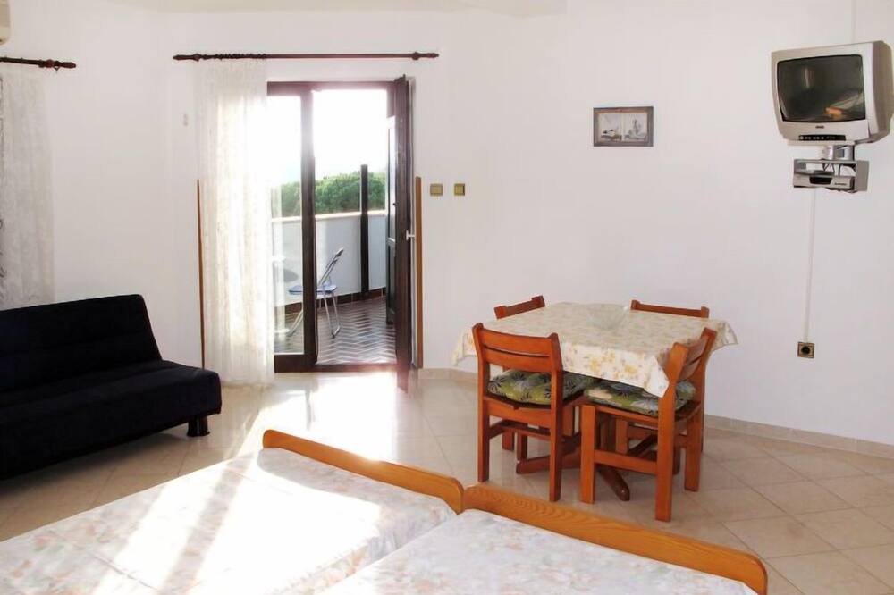Photo of Livingroom in Vinkuran