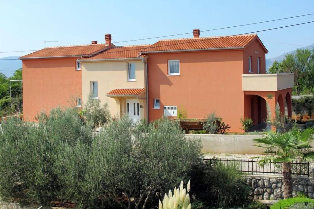 Photo of Outdoor in Brzac