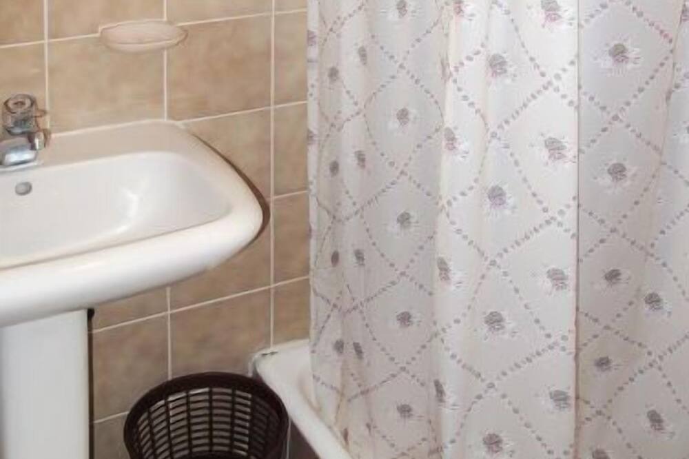 Photo of Bathroom in Vinkuran