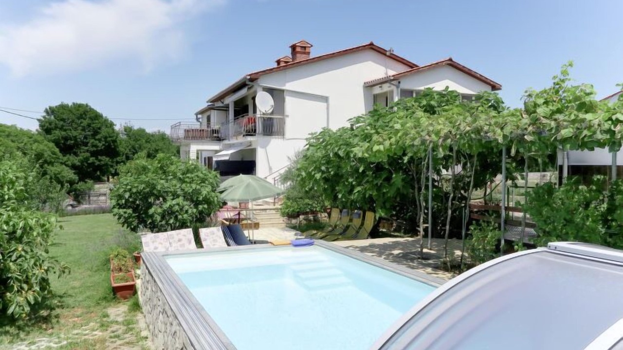 Photo of Outdoor in Kapelica