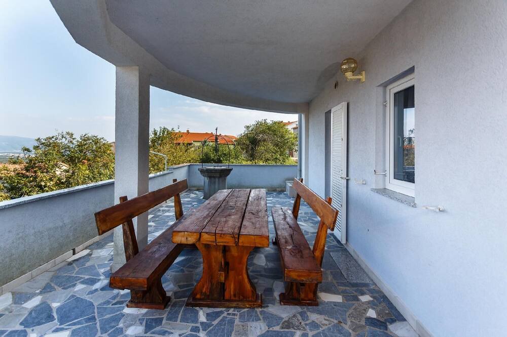 Photo of Outdoor in Salatic