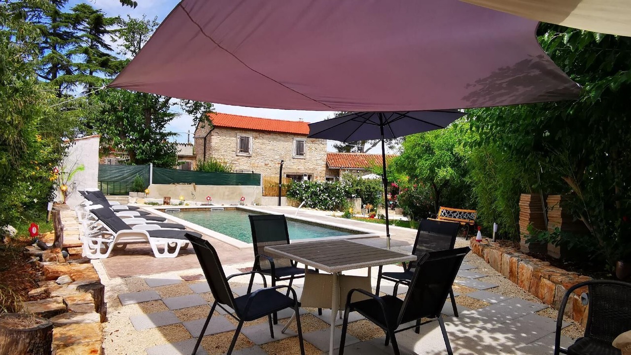 Photo of Outdoor in Muntic