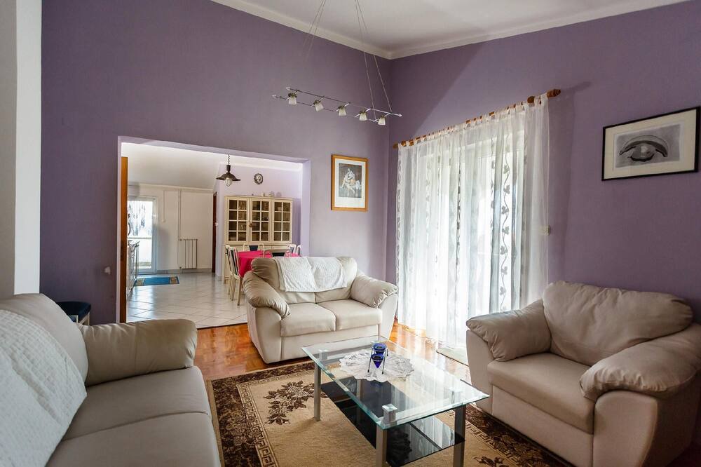Photo of Livingroom in Salatic