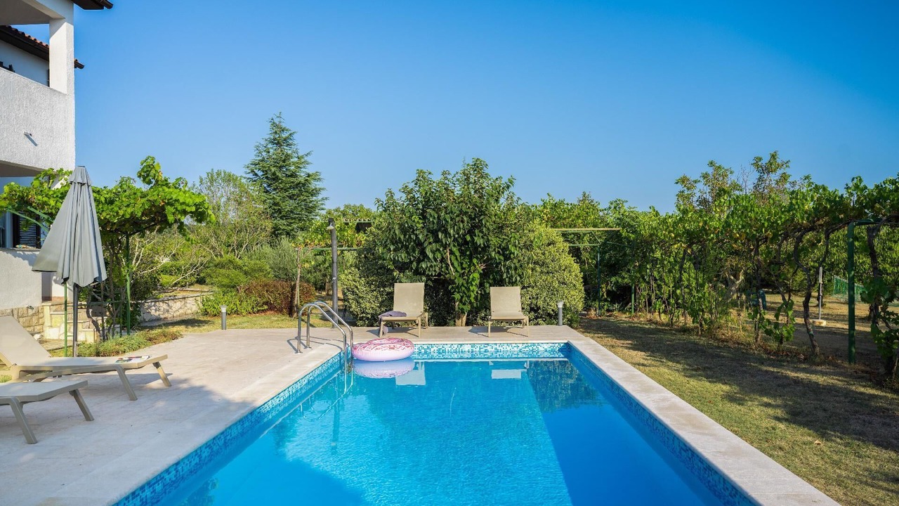 Photo of Outdoor in Kapelica