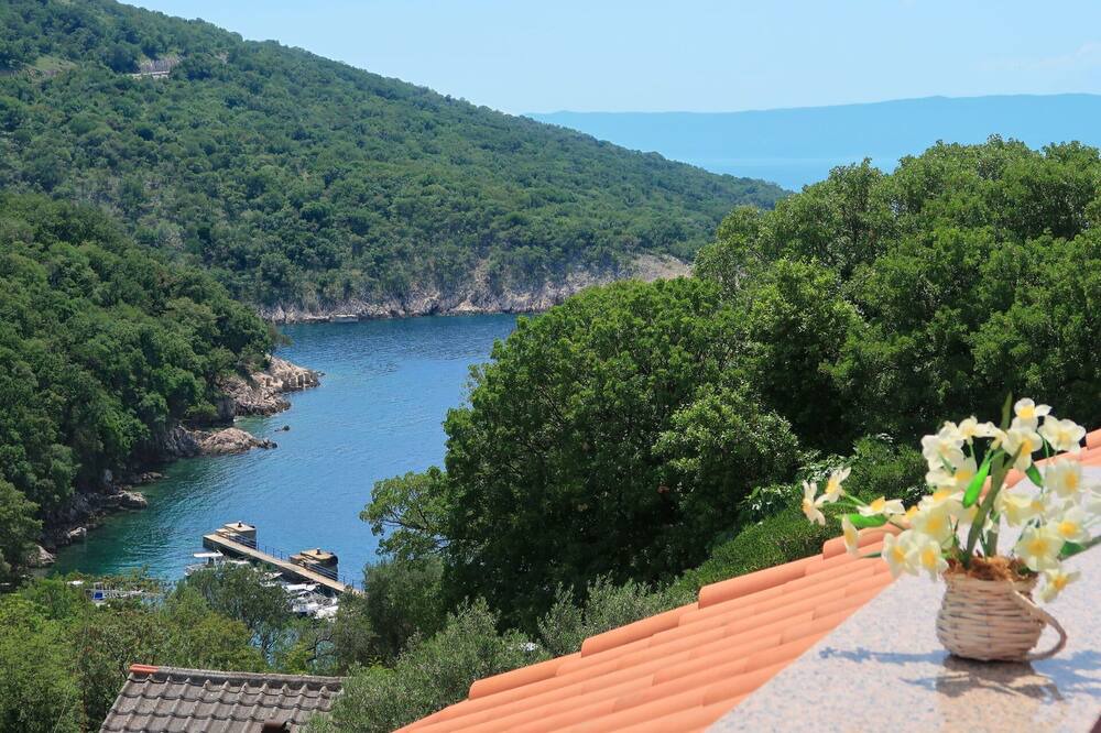 Photo of Outdoor in Porozina