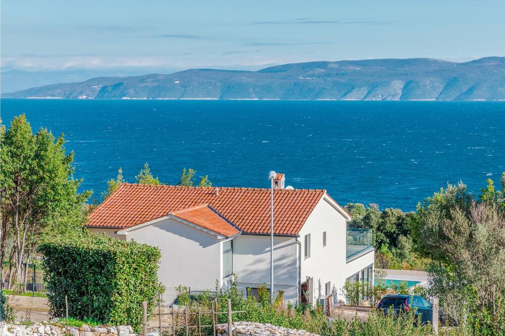Photo of Outdoor in Ravni