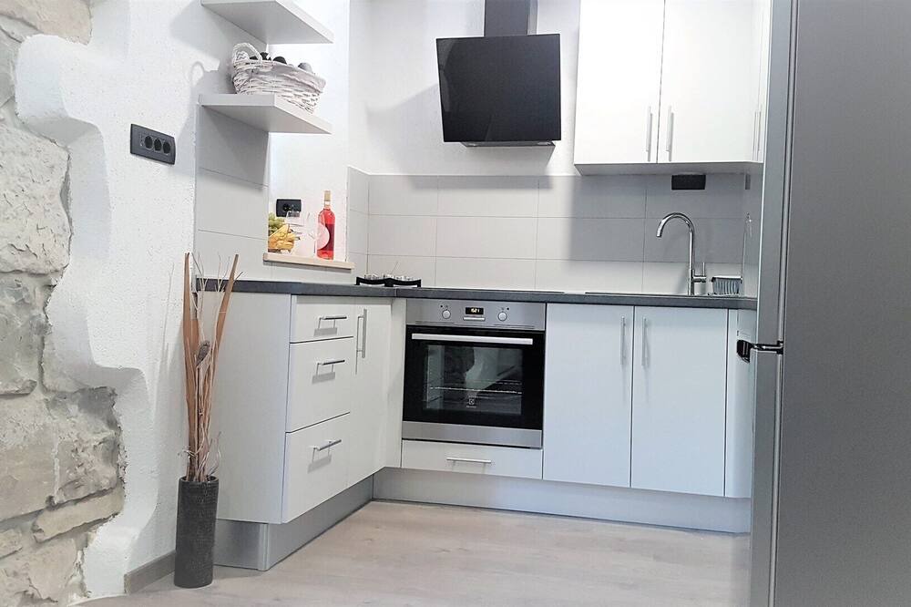Photo of Kitchen in Grabri
