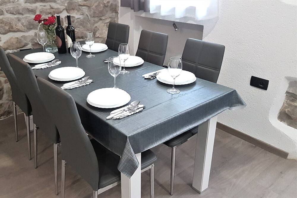 Photo of Kitchen in Grabri