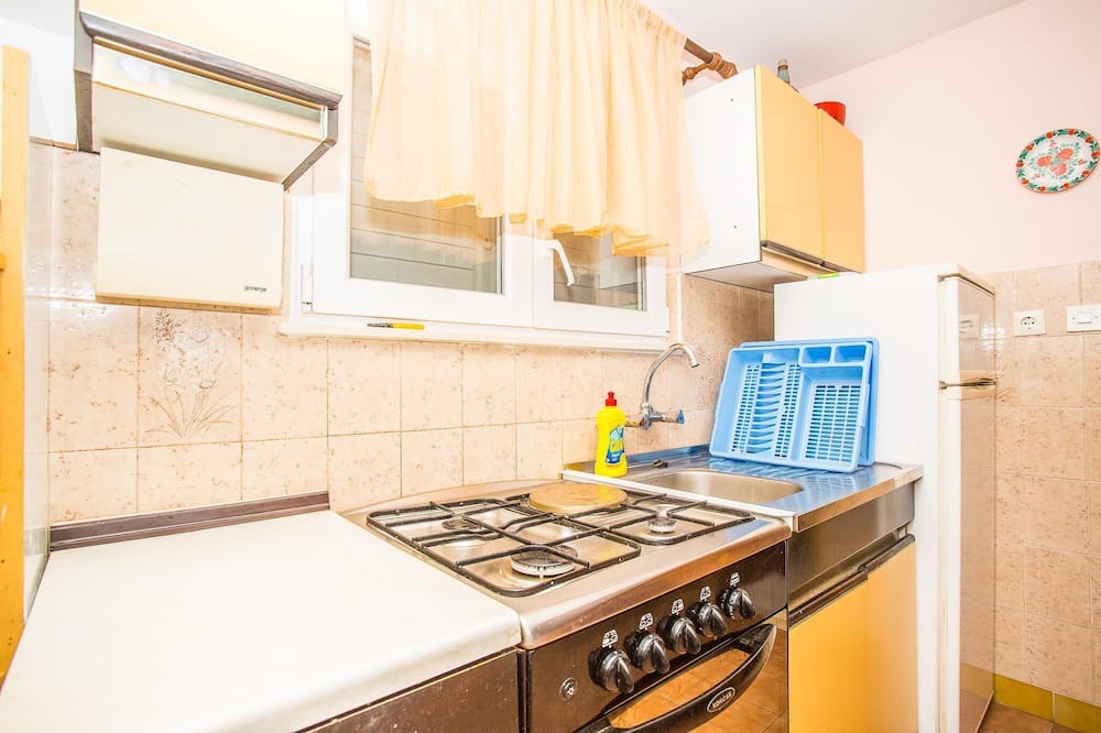 Photo of Kitchen in Potirna