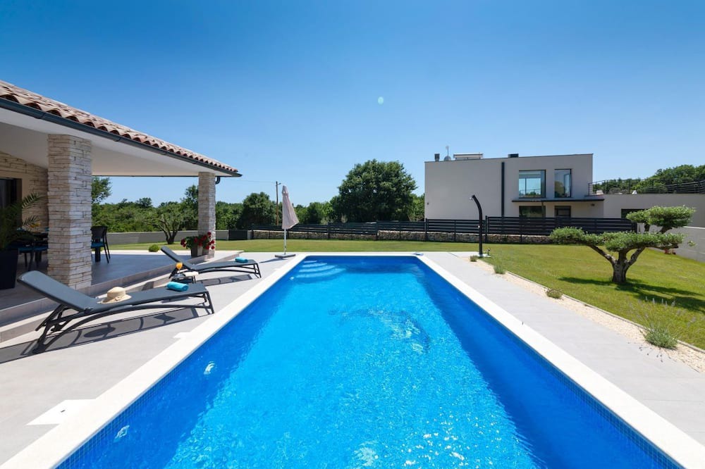 Photo of Outdoor in Belavici
