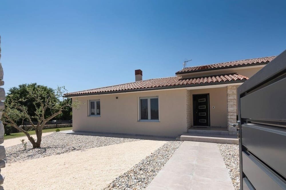 Photo of Outdoor in Belavici