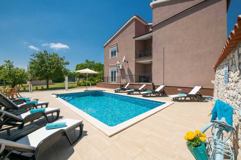 Photo of Outdoor in Belavici