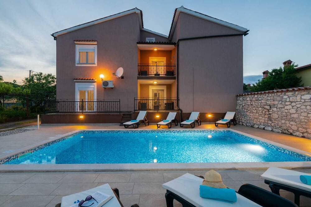 Photo of Outdoor in Belavici