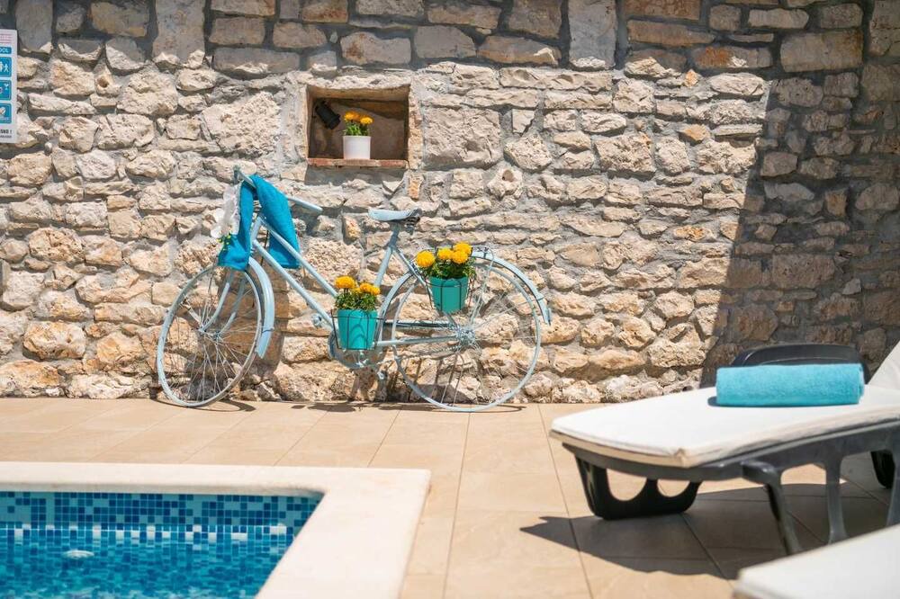 Photo of Outdoor in Belavici