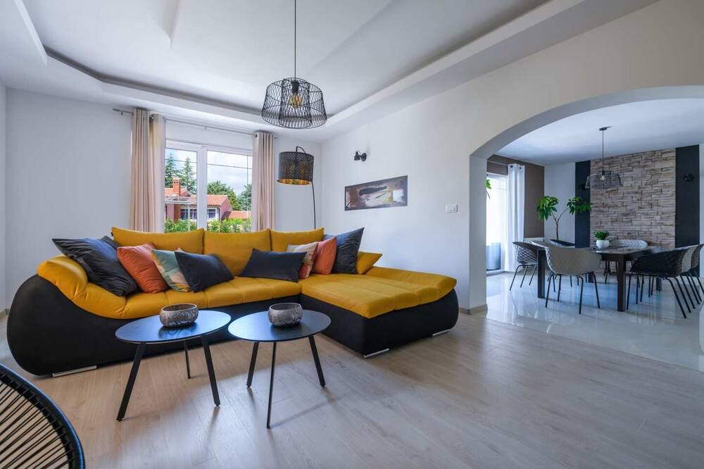 Photo of Livingroom in Rogocana