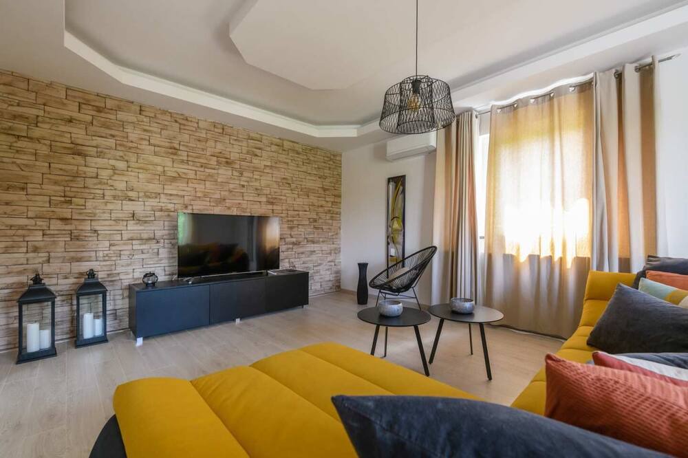 Photo of Livingroom in Rogocana