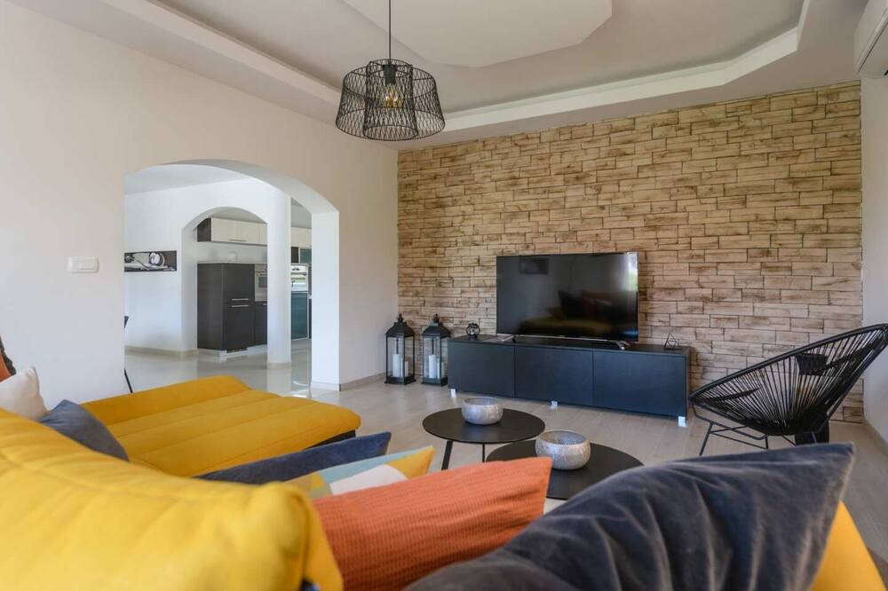 Photo of Livingroom in Rogocana
