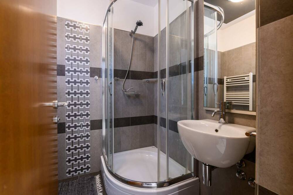 Photo of Bathroom in Rogocana