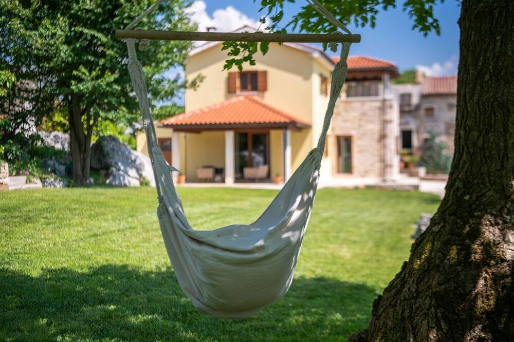 Photo of Outdoor in Makovci