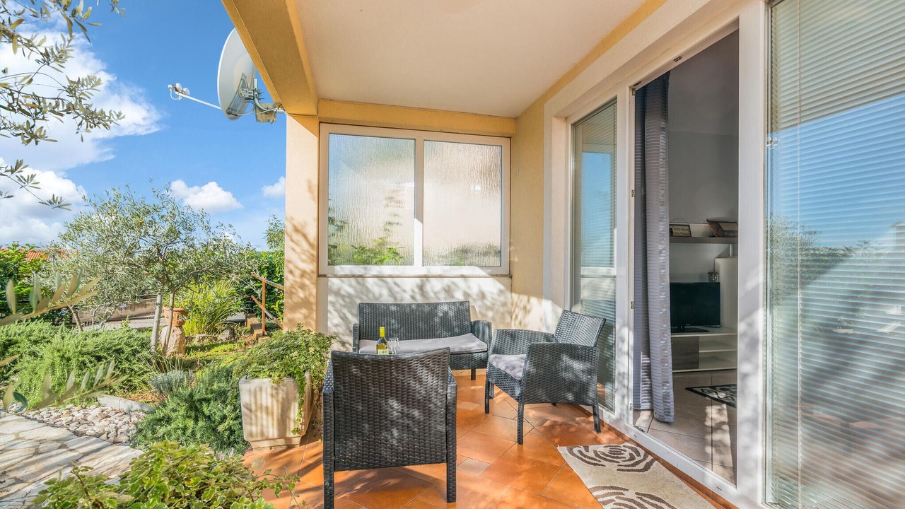 Photo of Patio Balcony in Malinska