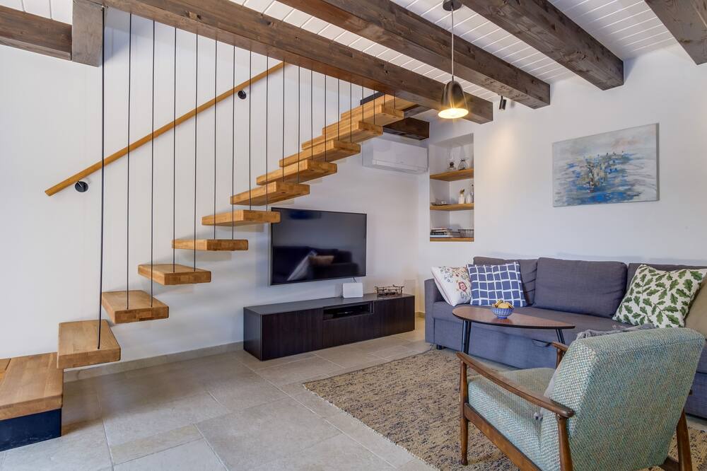 Photo of Livingroom in Nerezine
