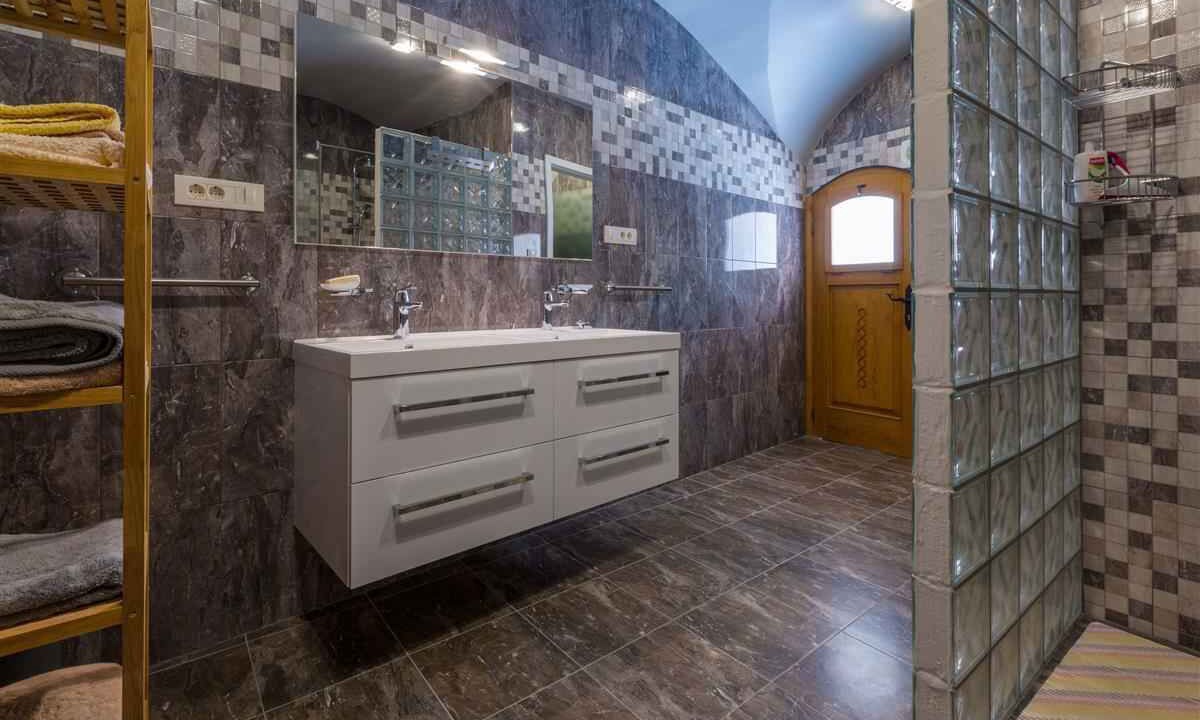 Photo of Bathroom in Grizane
