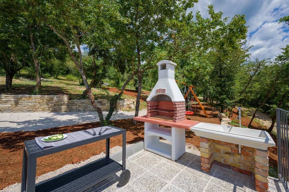 Photo of Outdoor in Cepic