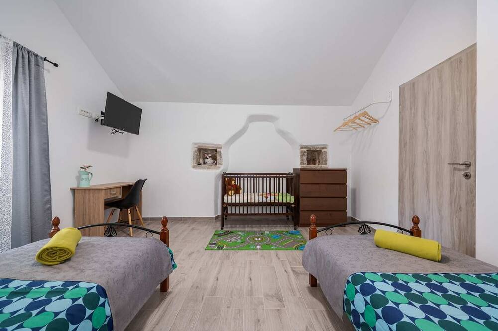 Photo of Bedroom in Cepic