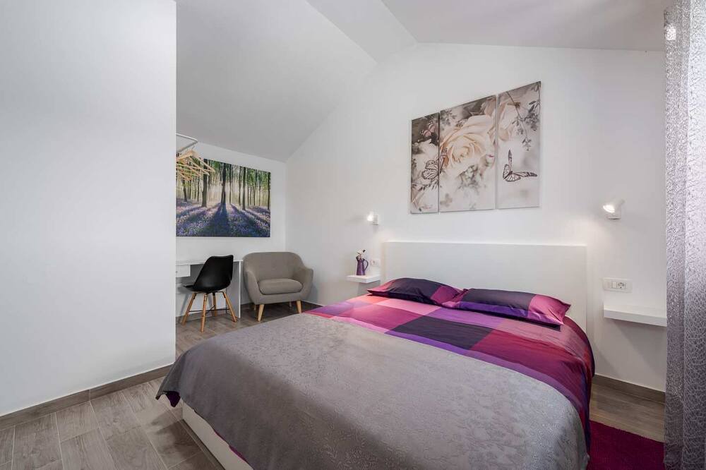 Photo of Bedroom in Cepic
